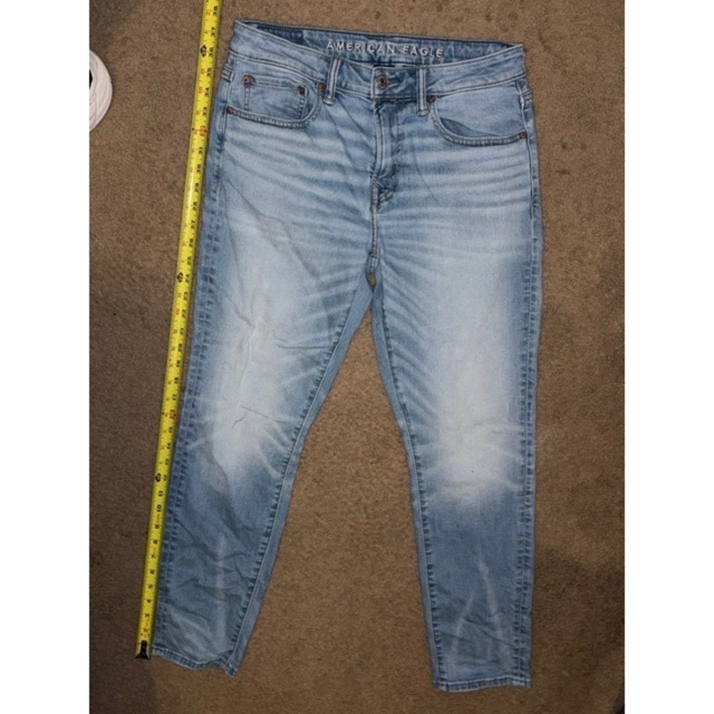 American Eagle Mens Athletic Fit Light Wash Airflex+ Jeans 30x30‎ T01-23